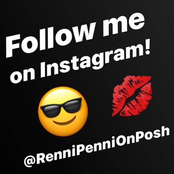 Tops - Come say hi on Insta! 😎💋 Tops - Come say hi on Insta! 😎💋
